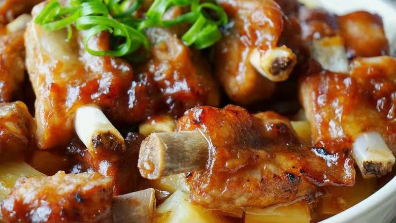 Steamed Spare Ribs with Potatoes